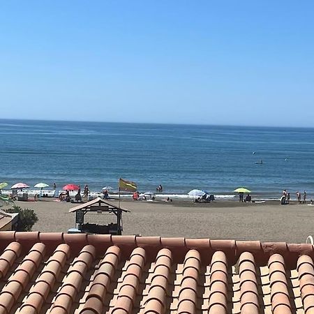 Primera Linea Playa Rincon De La Victoria Bagian luar foto