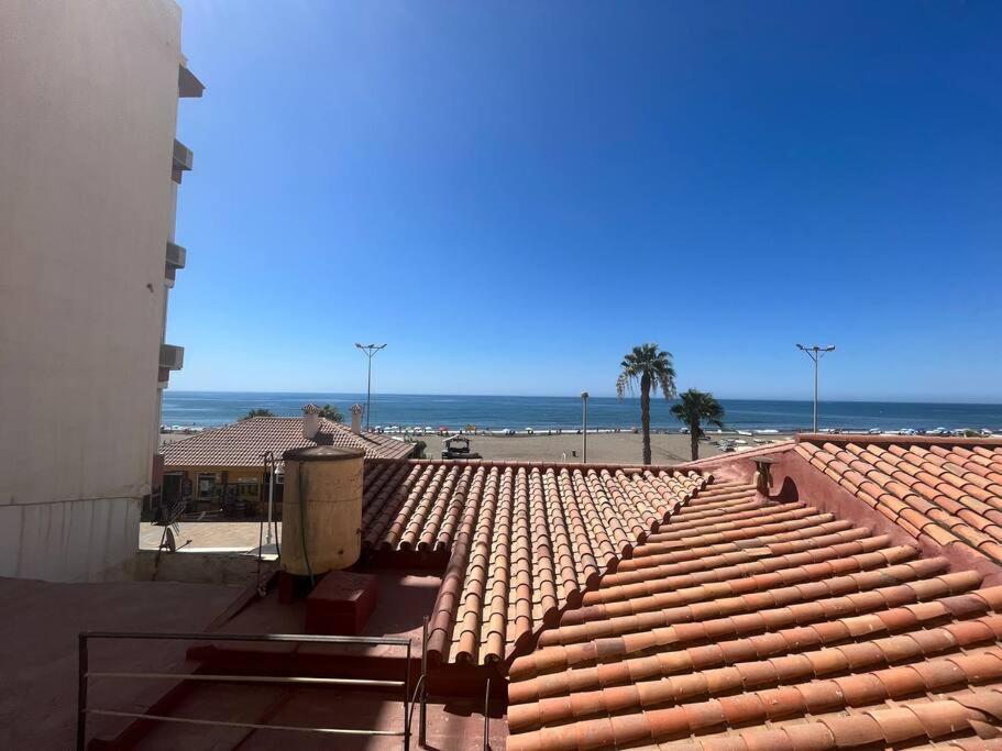 Primera Linea Playa Rincon De La Victoria Bagian luar foto